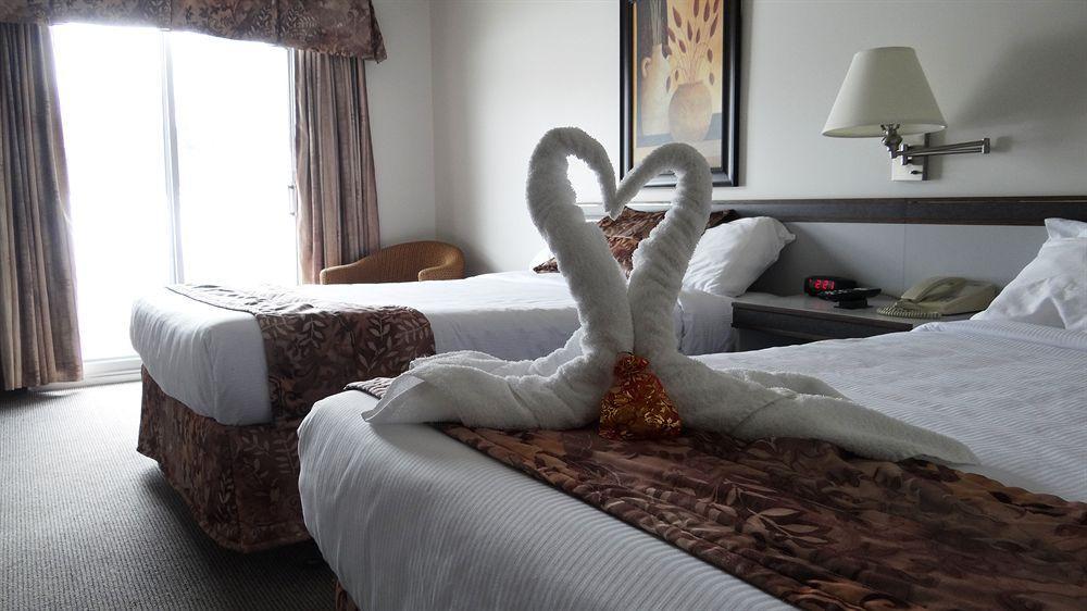 Hotel Le Floral Шербрук Екстериор снимка