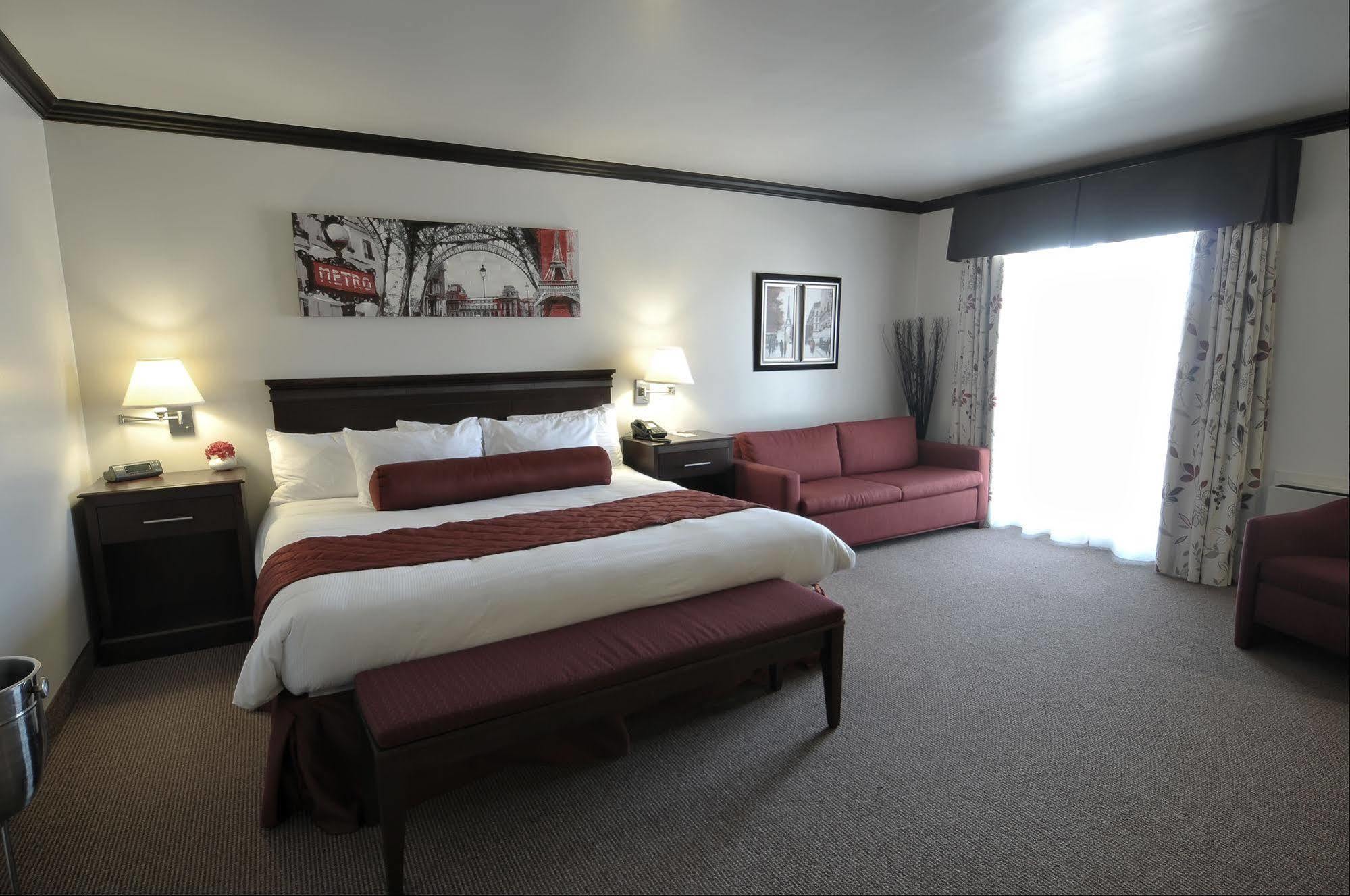 Hotel Le Floral Шербрук Екстериор снимка